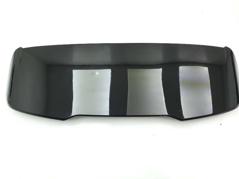 Recambio de aleron trasero para volvo v40 momentum referencia OEM IAM 3125397302 31253973 31347052