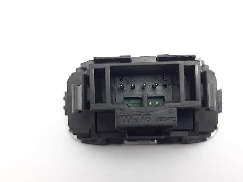 Recambio de interruptor para volvo v40 momentum referencia OEM IAM 31456645  