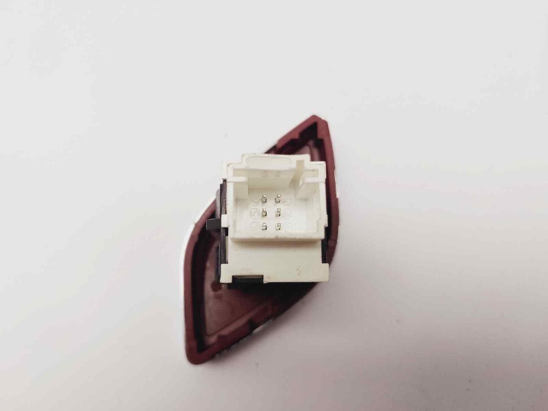 Recambio de warning para citroen c3 live edition referencia OEM IAM 96669616KR  