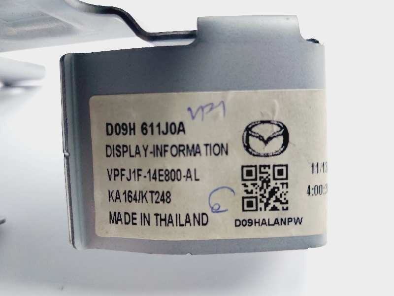 Recambio de pantalla multifuncion para mazda 2 lim. () luxury referencia OEM IAM D09H611J0A  