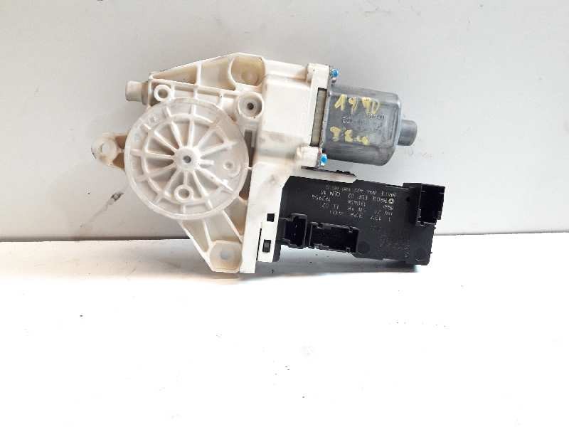 Recambio de motor elevalunas delantero izquierdo para peugeot 407 st sport referencia OEM IAM 1137328401  