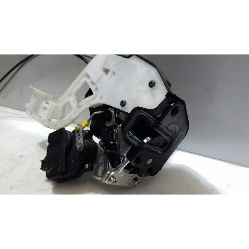 Recambio de cerradura puerta trasera derecha para kia sportage cup referencia OEM IAM  ELECTRICA 