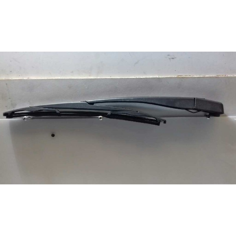 Recambio de brazo limpia trasero para opel zafira b enjoy referencia OEM IAM   