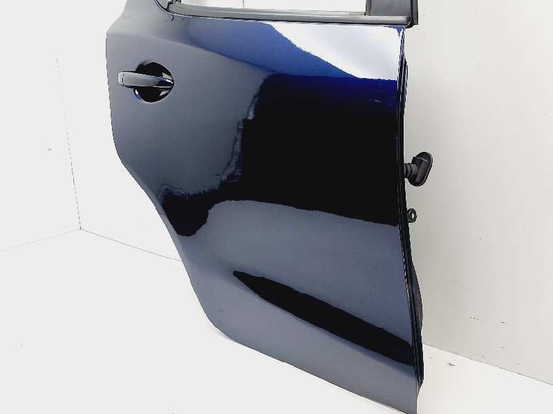 Recambio de puerta trasera derecha para mazda 2 lim. () luxury referencia OEM IAM DBY07202XE  