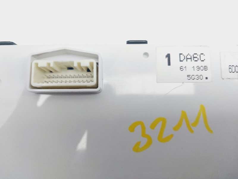 Recambio de mando climatizador para mazda 2 lim. () luxury referencia OEM IAM DA6C61190B  