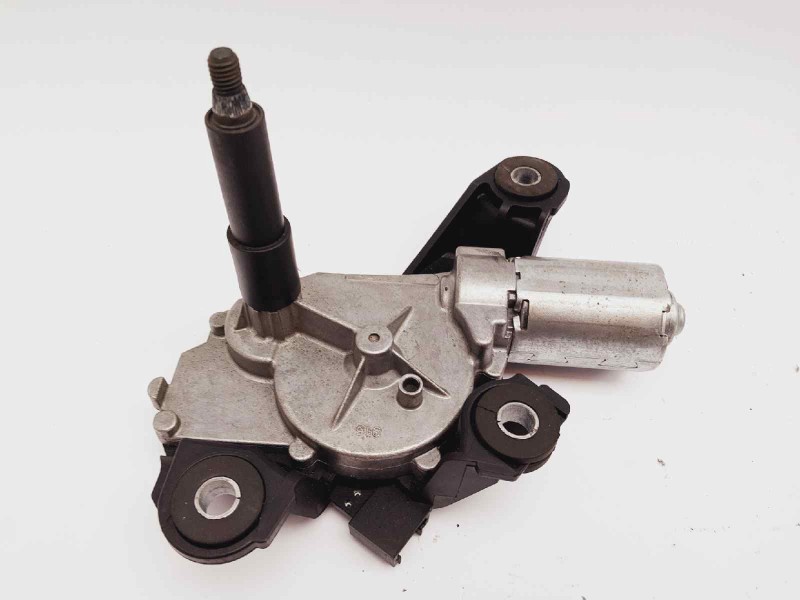 Recambio de motor limpia trasero para renault kangoo expression referencia OEM IAM 8200431385 BOSCH 0390201827