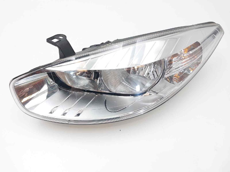 Recambio de faro izquierdo para renault fluence dynamique referencia OEM IAM 1305630734 260601087R 