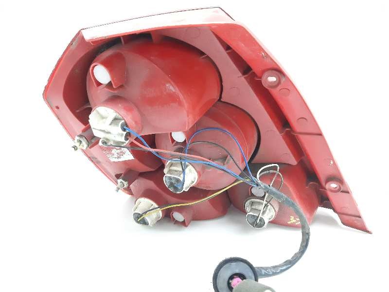 Recambio de piloto trasero derecho para daewoo kalos 1.2 se referencia OEM IAM 96540269  