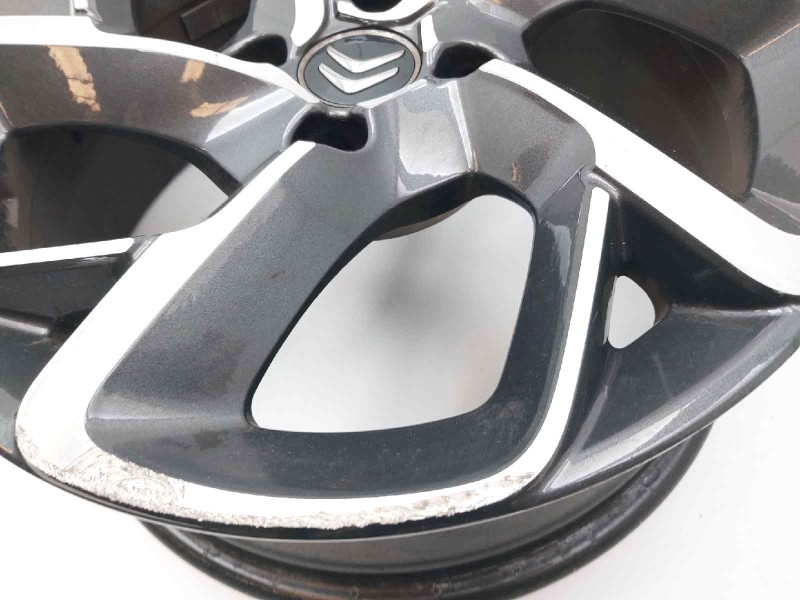 Recambio de llanta para citroen c-elysée seduction referencia OEM IAM 9815781477  