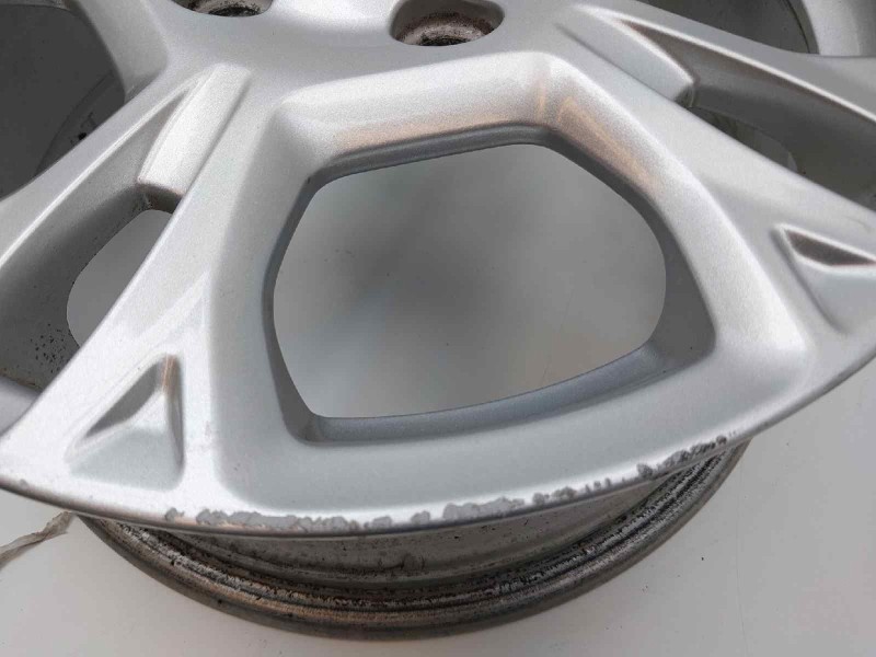 Recambio de llanta para ford fiesta (ccn) trend referencia OEM IAM C1BC1007A1B  