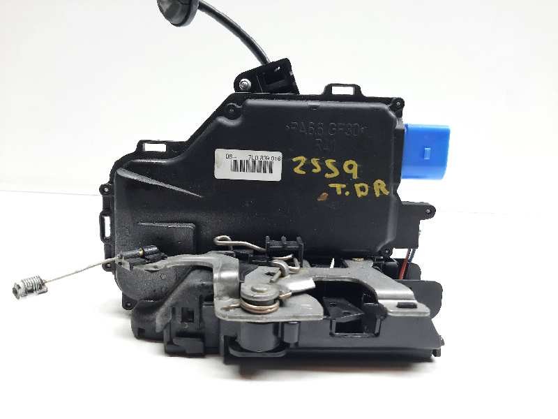 Recambio de cerradura puerta trasera derecha para volkswagen touran (1t1) trendline referencia OEM IAM 7L0839016  