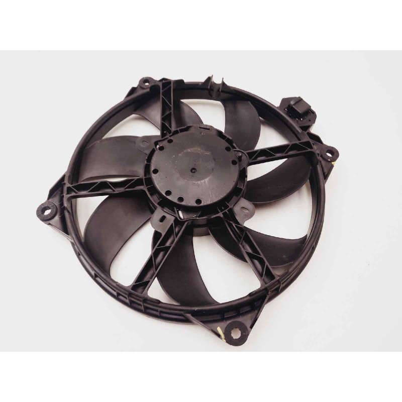 Recambio de electroventilador para renault megane iii sport tourer expression referencia OEM IAM 214812415R  