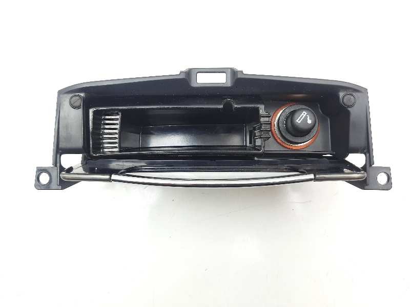 Recambio de cenicero para ford mondeo sportbreak (ca2) titanium referencia OEM IAM 7S71A04788AD 7S71A04788EB 6M21U04788AF