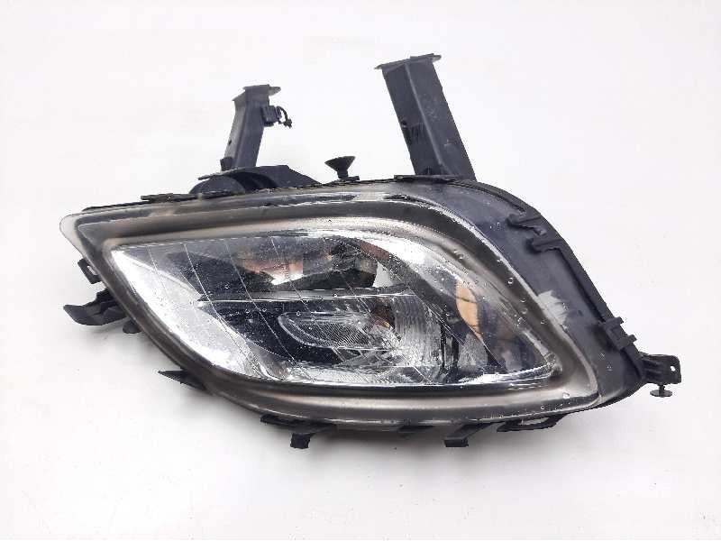 Recambio de faro antiniebla derecho para opel astra j sports tourer cosmo referencia OEM IAM 13293619  
