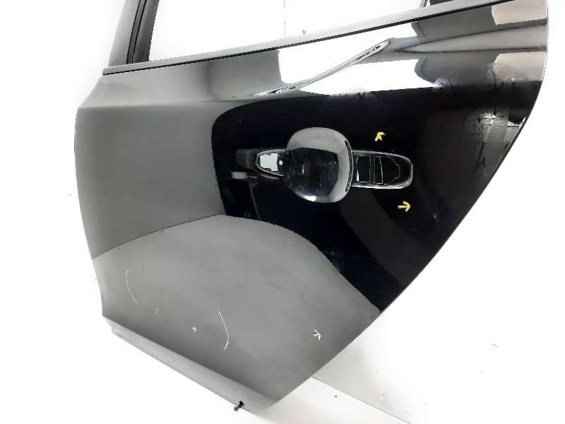 Recambio de puerta trasera izquierda para volvo v40 momentum referencia OEM IAM  CZ9CA 