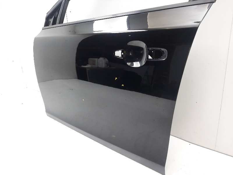 Recambio de puerta delantera izquierda para volvo v40 momentum referencia OEM IAM 31402334  