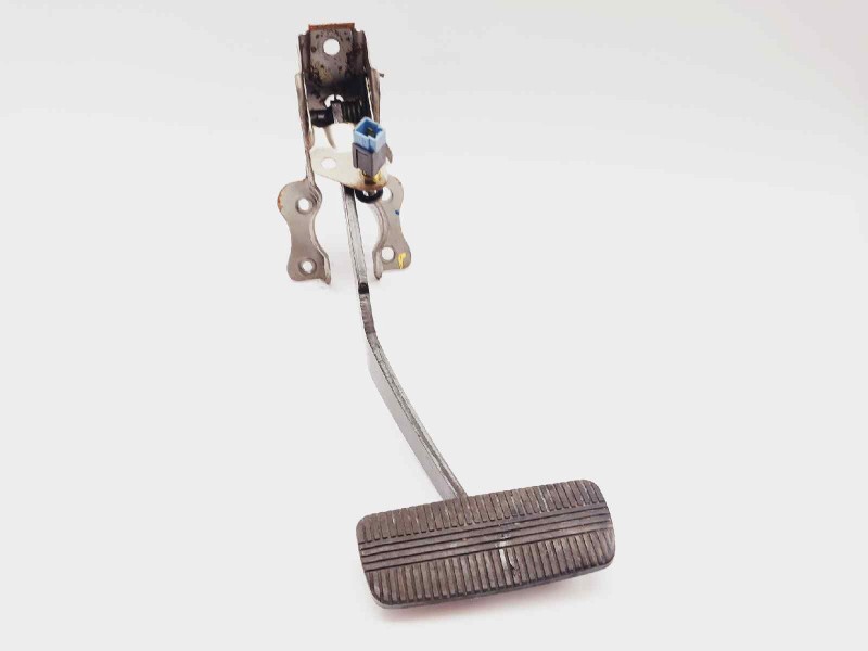 Recambio de pedal freno para nissan terrano/terrano.ii (r20) luxury referencia OEM IAM 465013F931  