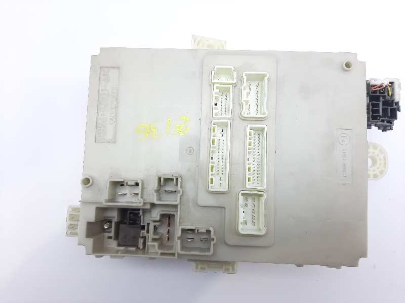 Recambio de caja reles / fusibles para honda insight (ze2) comfort referencia OEM IAM TM8G210  