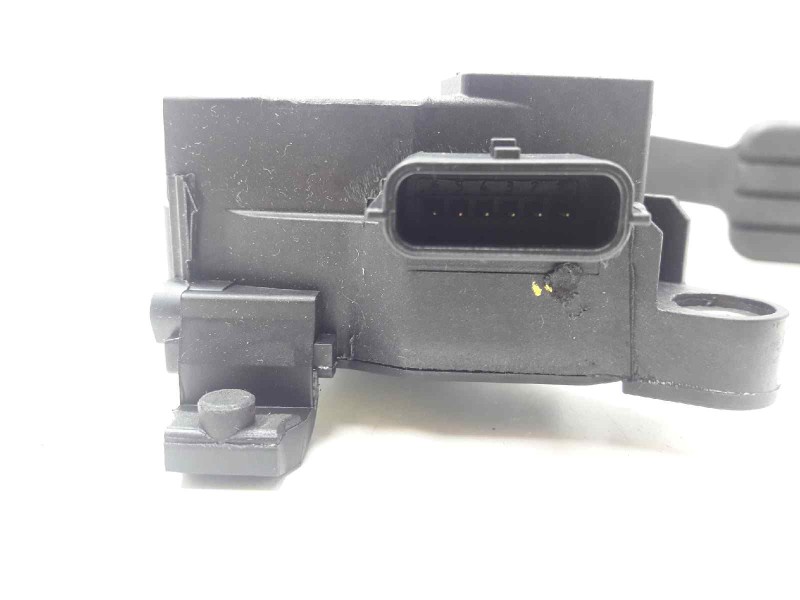 Recambio de potenciometro pedal para dacia dokker essential referencia OEM IAM 180021343R  