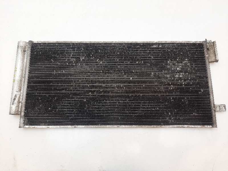 Recambio de condensador / radiador aire acondicionado para fiat punto (199) young referencia OEM IAM 5E0778090  