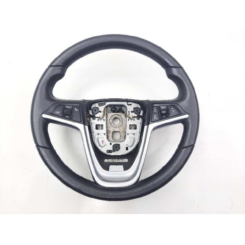 Recambio de volante para opel astra j sports tourer cosmo referencia OEM IAM 13351021  