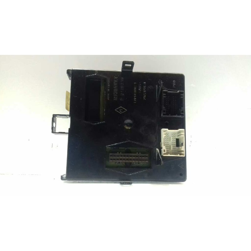 Recambio de caja reles / fusibles para renault laguna ii (bg0) dynamique referencia OEM IAM 216532948  