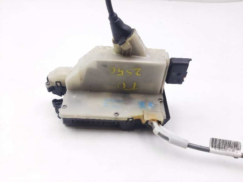 Recambio de cerradura puerta trasera derecha para citroen c4 lim. seduction referencia OEM IAM 9685352080  