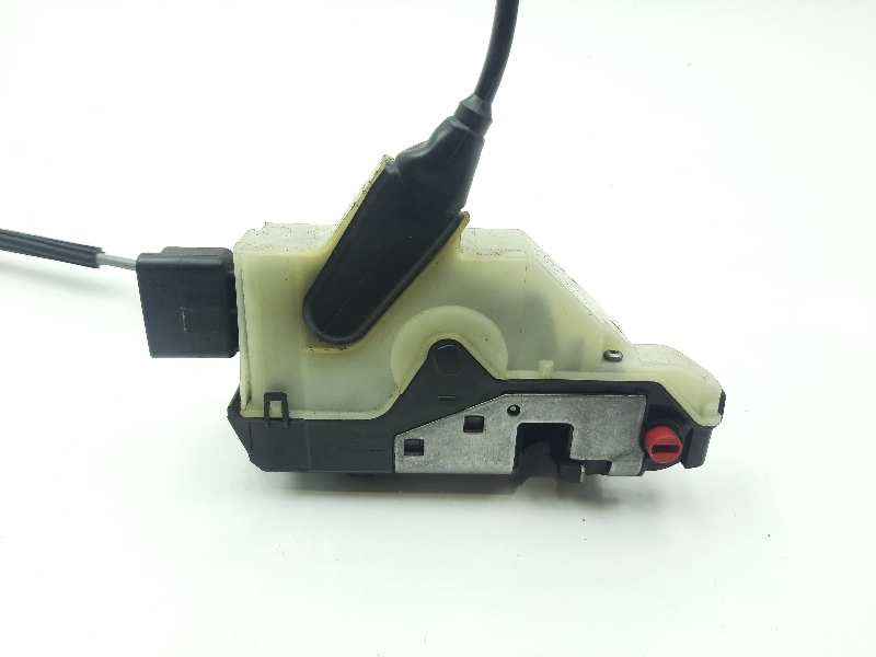 Recambio de cerradura puerta trasera derecha para citroen c4 lim. seduction referencia OEM IAM 9685352080  