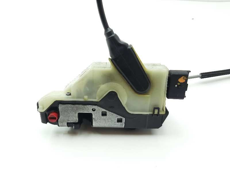 Recambio de cerradura puerta trasera izquierda para citroen c4 lim. seduction referencia OEM IAM 9685351980  