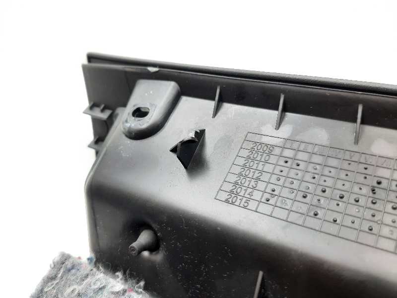 Recambio de guantera para citroen c4 lim. seduction referencia OEM IAM 9671431377  