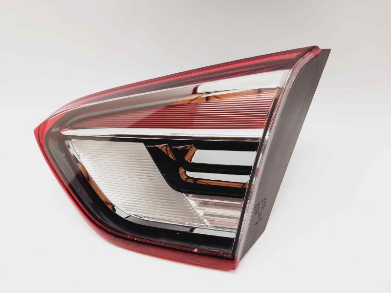 Recambio de piloto trasero derecho interior para opel crossland x selective referencia OEM IAM 13467985  