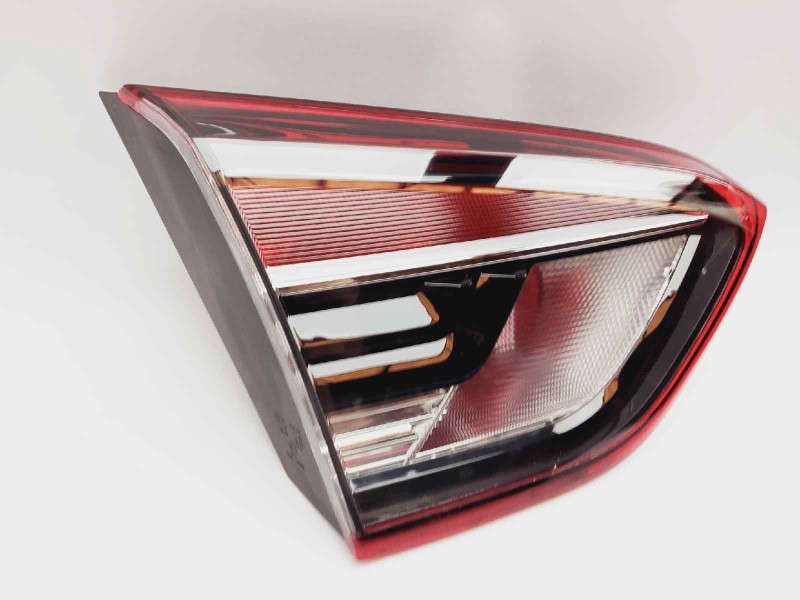 Recambio de piloto trasero izquierdo interior para opel crossland x selective referencia OEM IAM 13467980  