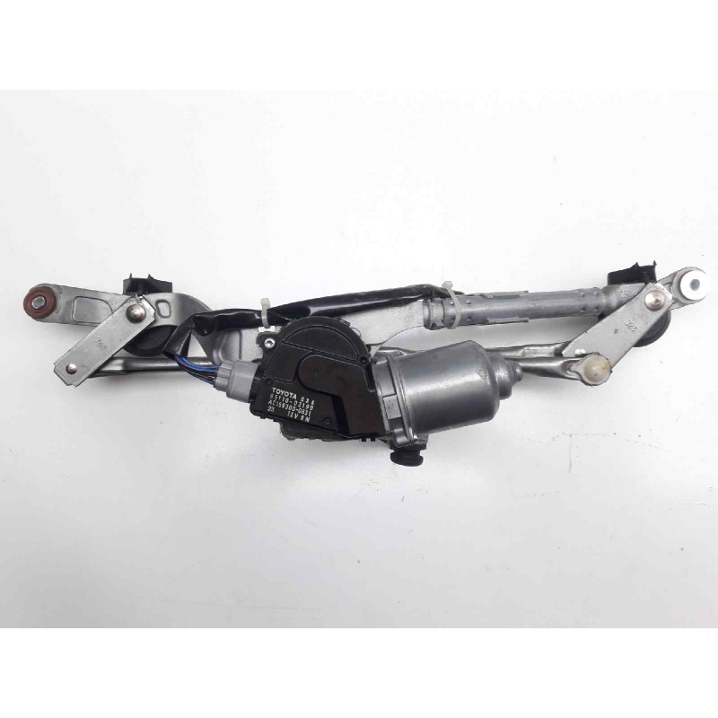 Recambio de articulacion limpia delantera para toyota auris hybrid active referencia OEM IAM 8511002190  