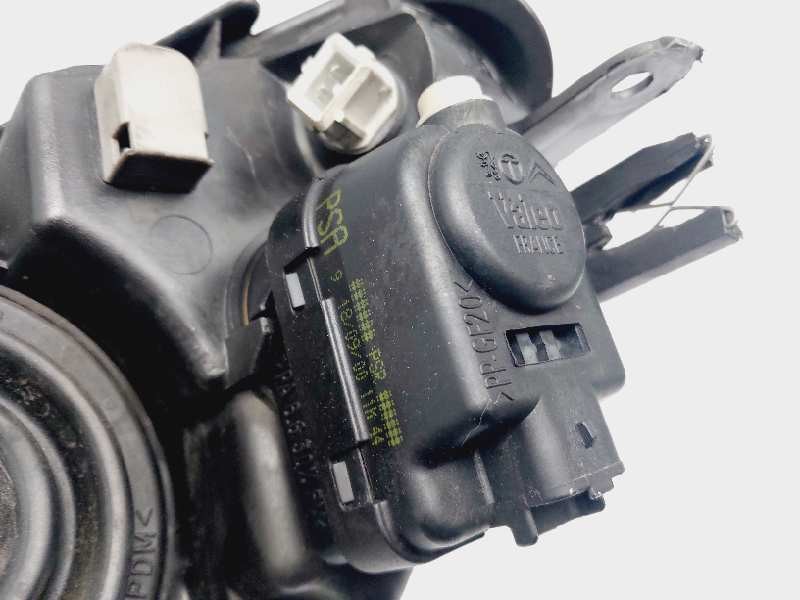 Recambio de faro derecho para peugeot 206 berlina look referencia OEM IAM 9640559480 89005131 