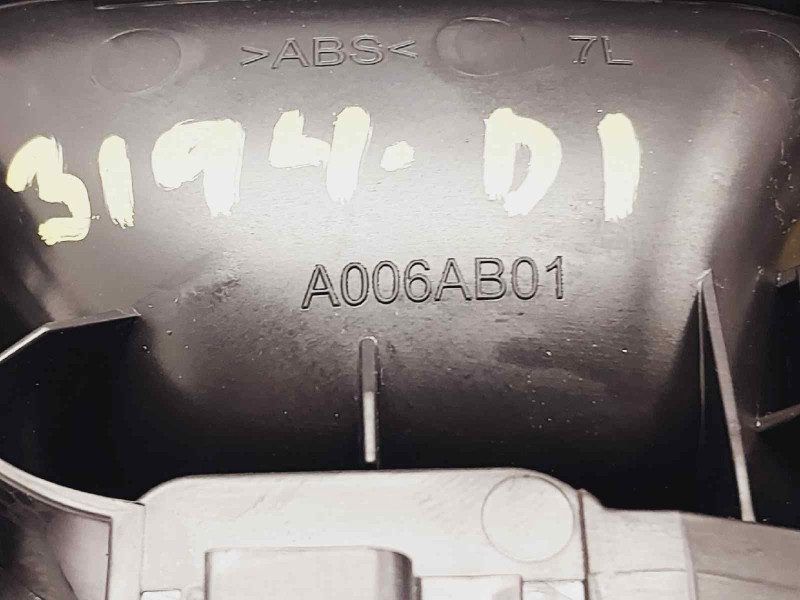 Recambio de maneta interior delantera izquierda para opel crossland x selective referencia OEM IAM A006AB01  