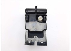 Recambio de cenicero para jaguar xf 2.2 diesel referencia OEM IAM AX23045H72A AX23045H72B E129652000 2