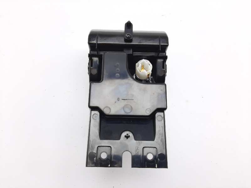 Recambio de cenicero para jaguar xf 2.2 diesel referencia OEM IAM AX23045H72A AX23045H72B E129652000