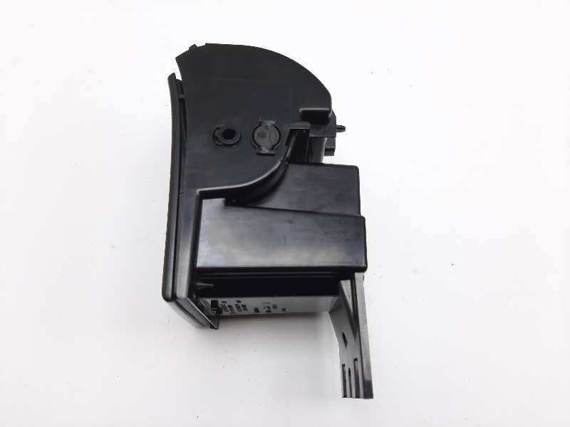 Recambio de cenicero para jaguar xf 2.2 diesel referencia OEM IAM AX23045H72A AX23045H72B E129652000