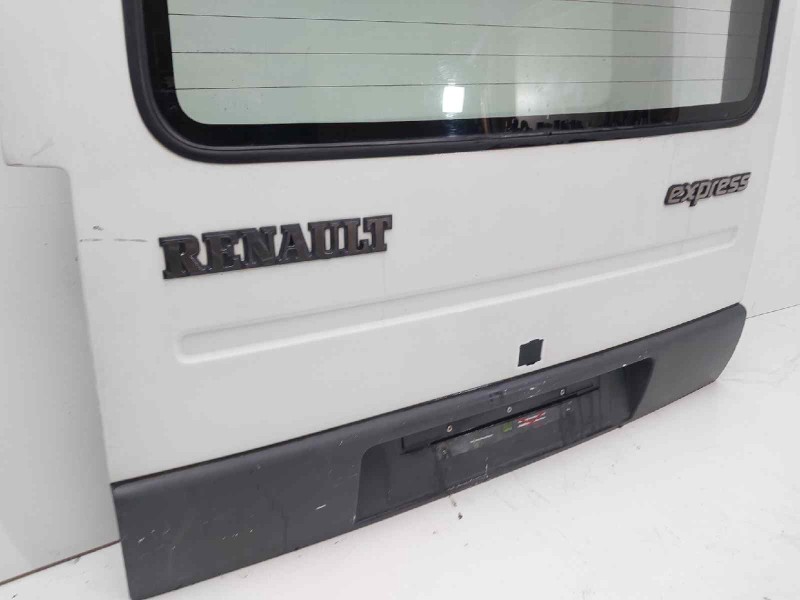 Recambio de porton trasero para renault express referencia OEM IAM   