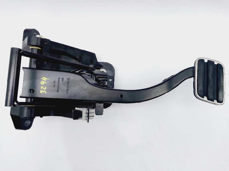 Recambio de pedal freno para porsche panamera 4 referencia OEM IAM 97042300900ASD3  