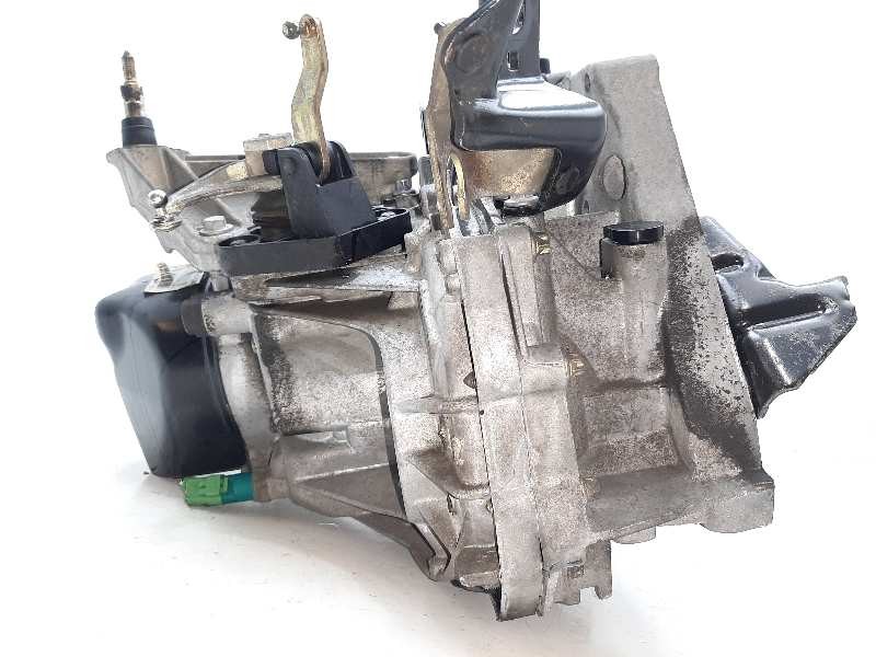 Recambio de caja cambios para nissan almera (n16/e) acenta referencia OEM IAM JR5106  