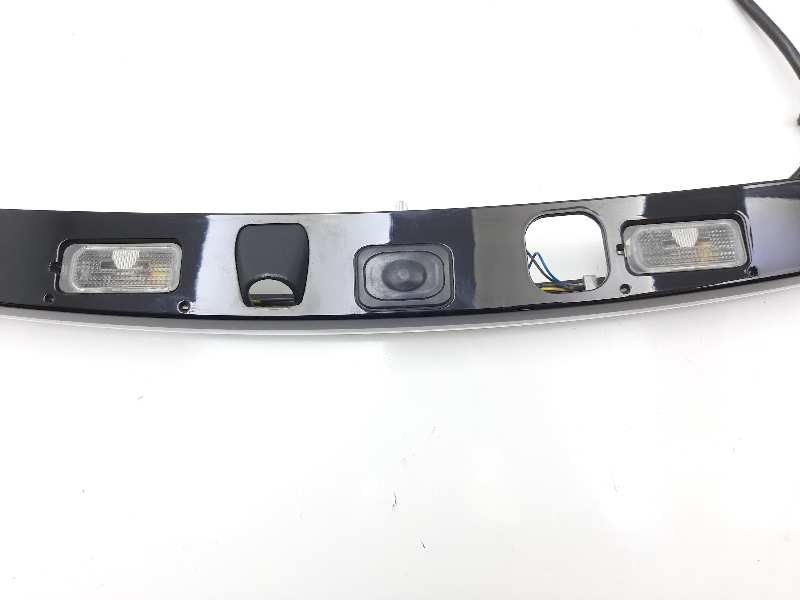 Recambio de molduras traseras para jaguar xf 2.2 diesel referencia OEM IAM CX2313550BF  