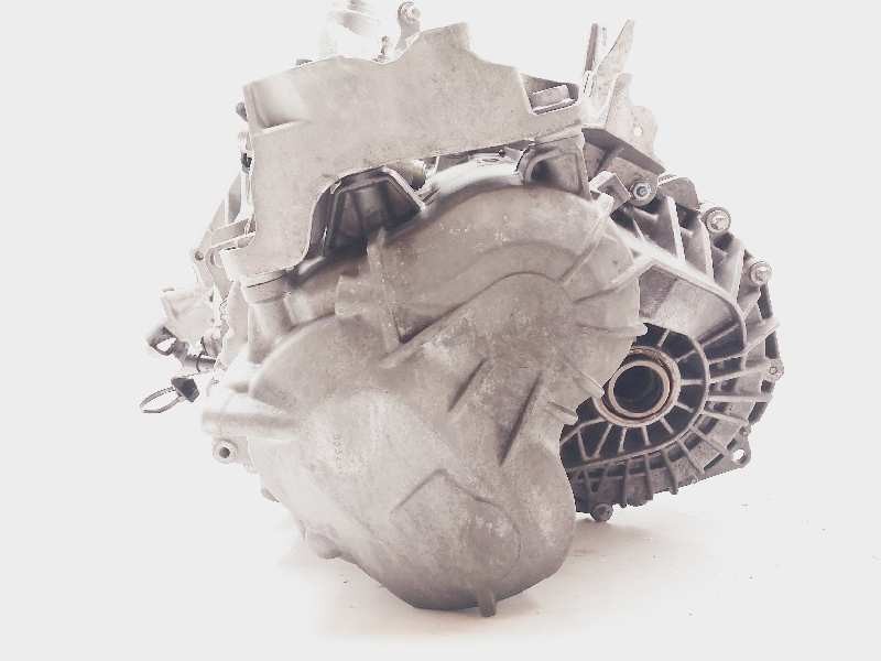 Recambio de caja cambios para chevrolet cruze ls referencia OEM IAM  R110626837P 110626837P