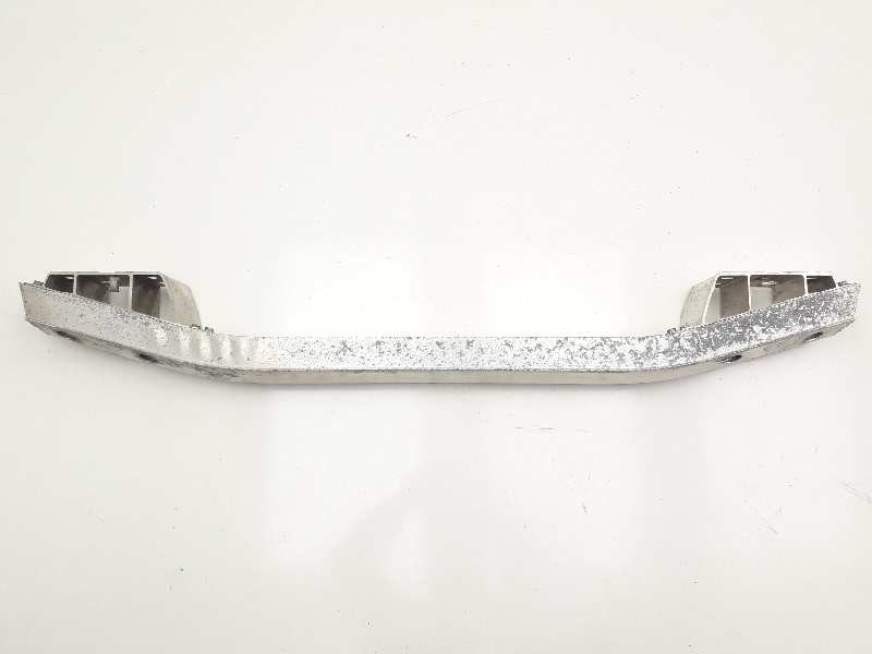 Recambio de refuerzo paragolpes trasero para lexus is200 (ds2/is2) 220d referencia OEM IAM   