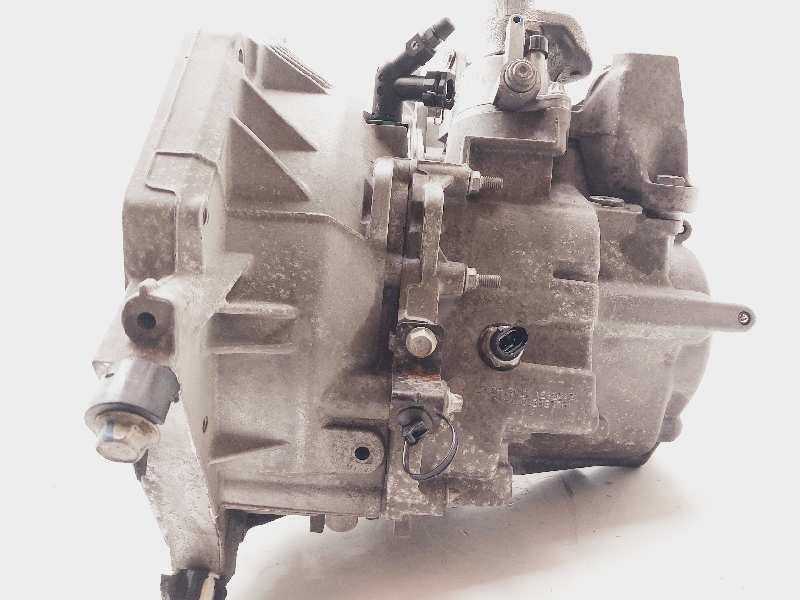 Recambio de caja cambios para chevrolet cruze ls referencia OEM IAM  R110626837P 110626837P