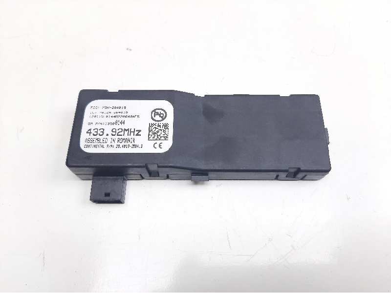 Recambio de modulo electronico para opel astra j sports tourer cosmo referencia OEM IAM 13500144  