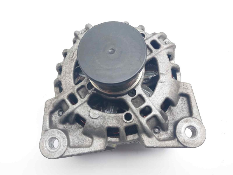 Recambio de alternador para renault clio iv limited referencia OEM IAM 231006007R  