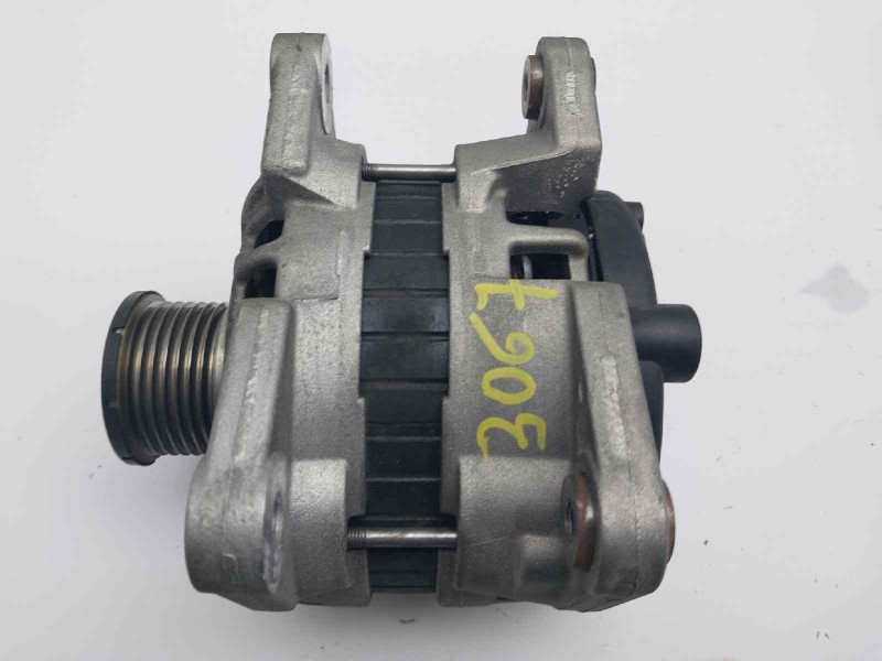 Recambio de alternador para renault clio iv limited referencia OEM IAM 231006007R  