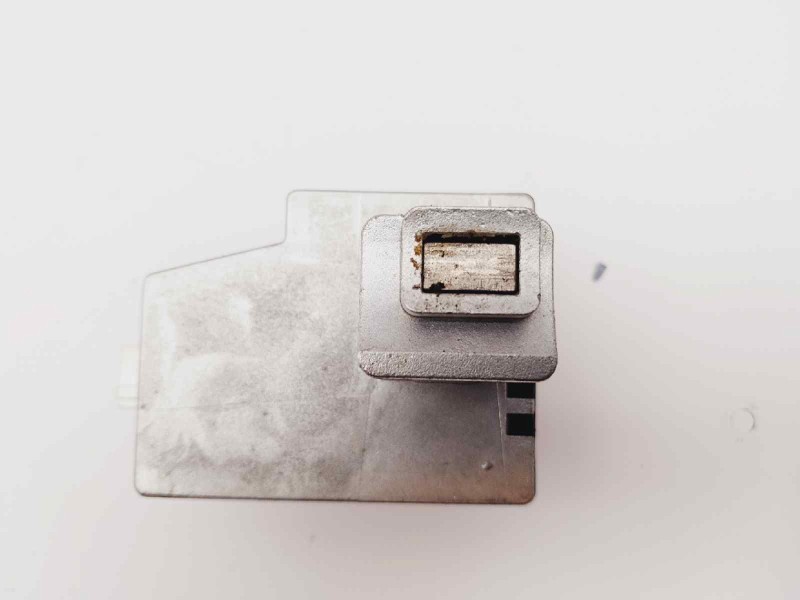 Recambio de antirrobo para opel crossland x selective referencia OEM IAM 9815905380  