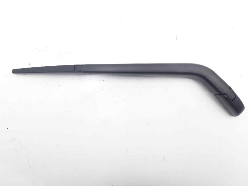 Recambio de brazo limpia trasero para toyota auris hybrid active referencia OEM IAM   